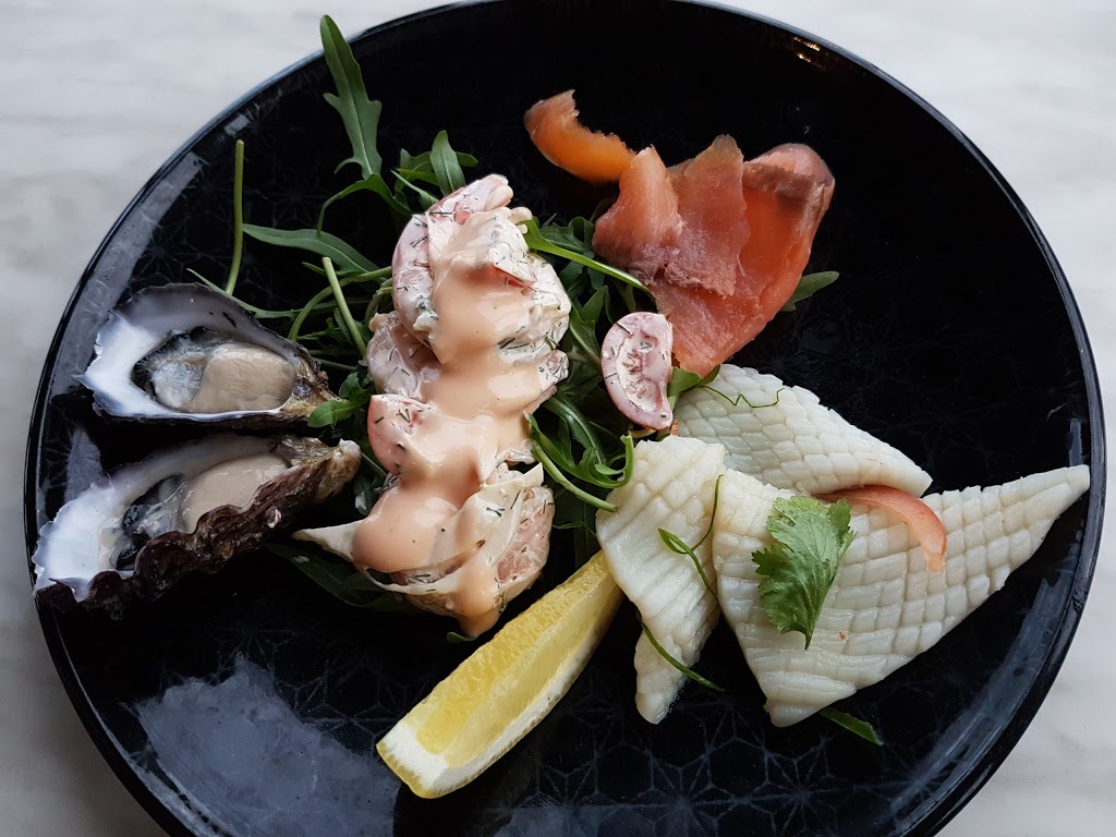 Waterfront Port Melbourne | 1 Station Pier, Port Melbourne VIC 3207, Australia | Phone: (03) 9676 9180