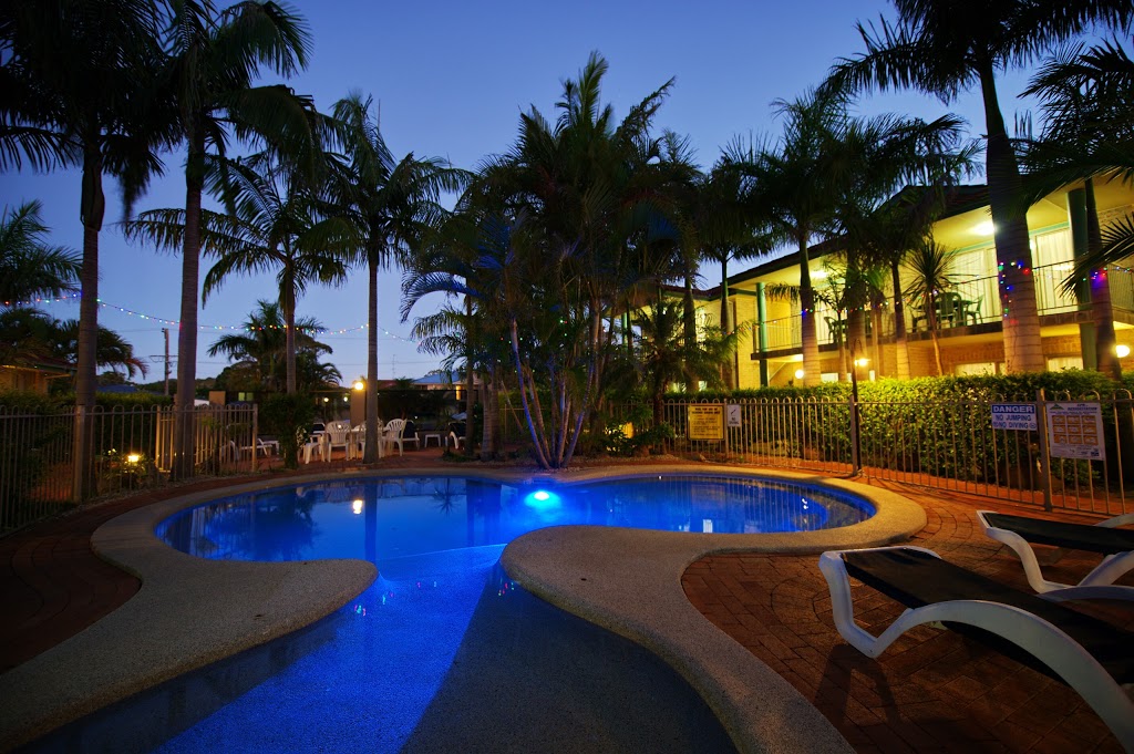 Beaches Serviced Apartments | 12 Gowrie Ave, Port Stephens NSW 2315, Australia | Phone: (02) 4984 3255