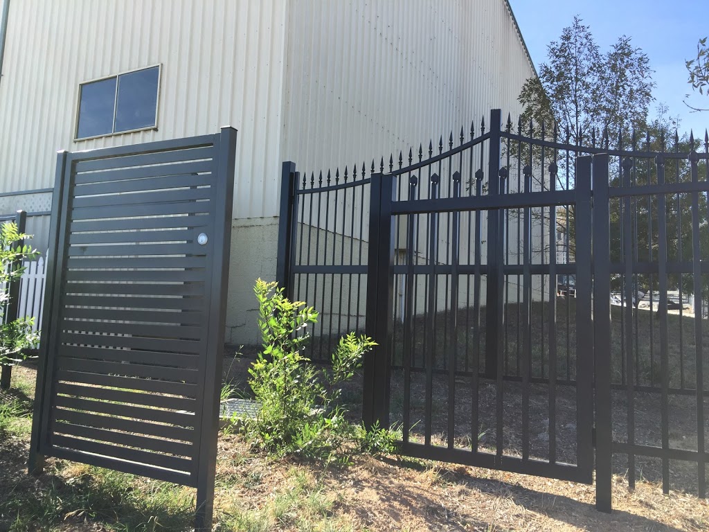 Fencing & Gate Centre | store | 1 Dominion Pl, Queanbeyan East NSW 2620, Australia | 0262994888 OR +61 2 6299 4888