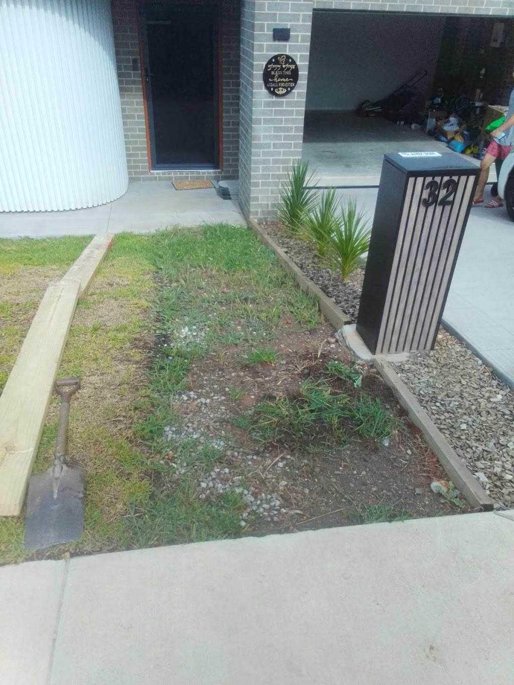 Weedwhizz | 10 Rees James Rd, Raymond Terrace NSW 2324, Australia | Phone: 0482 977 806