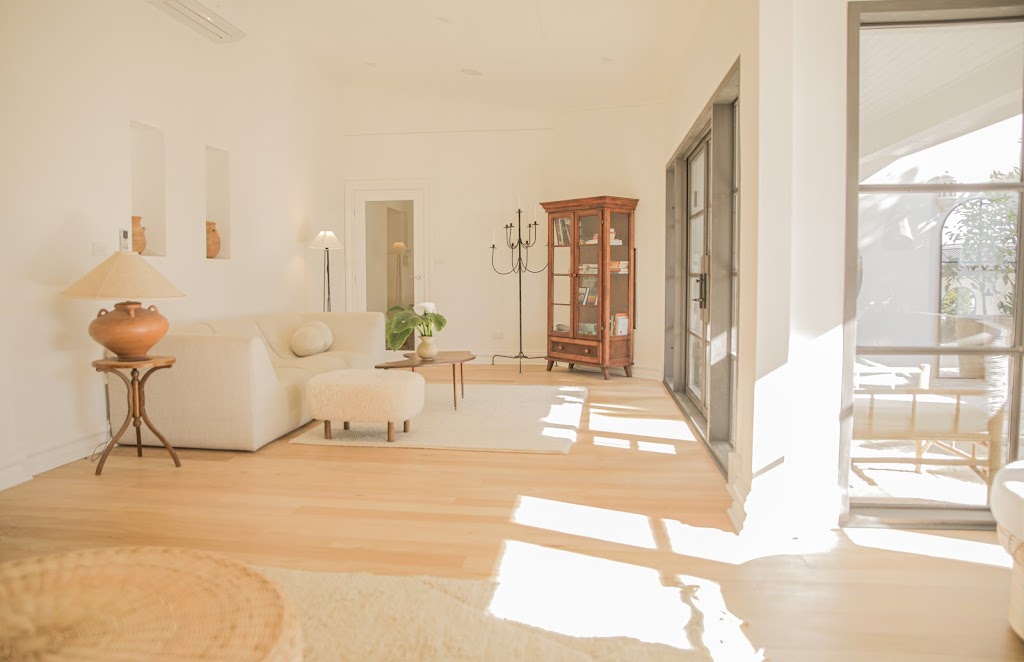 Alba House Robertson | 4 Lemmons Rd, Robertson NSW 2577, Australia | Phone: 0425 424 571