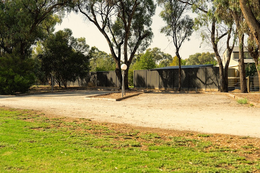 cluBarham Golf Resort Caravan Sites | 6788 Moulamein Rd, Barham NSW 2732, Australia | Phone: (03) 5451 1800