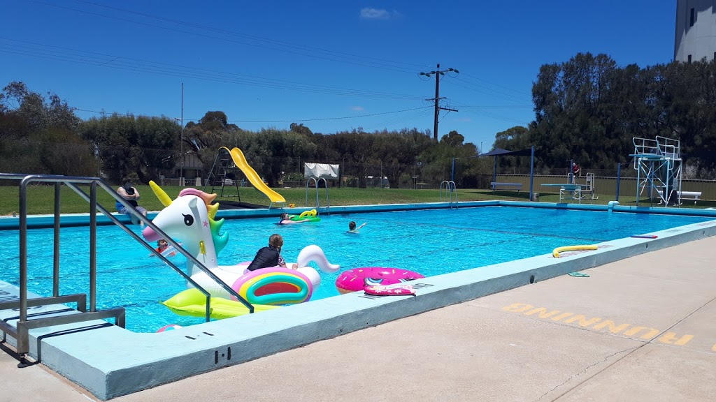 Owen Swimming Pool | Owen SA 5460, Australia | Phone: (08) 8528 6158