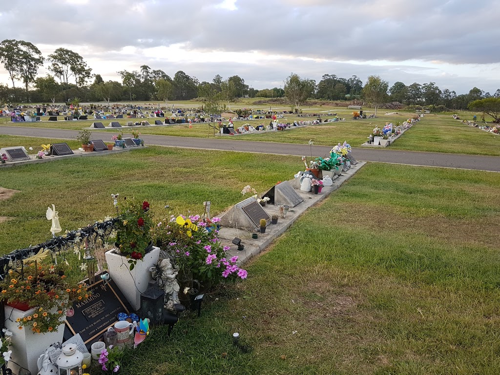 Pinnaroo Cemetery and Crematorium | 285 Graham Rd, Bridgeman Downs QLD 4035, Australia | Phone: (07) 3407 8136