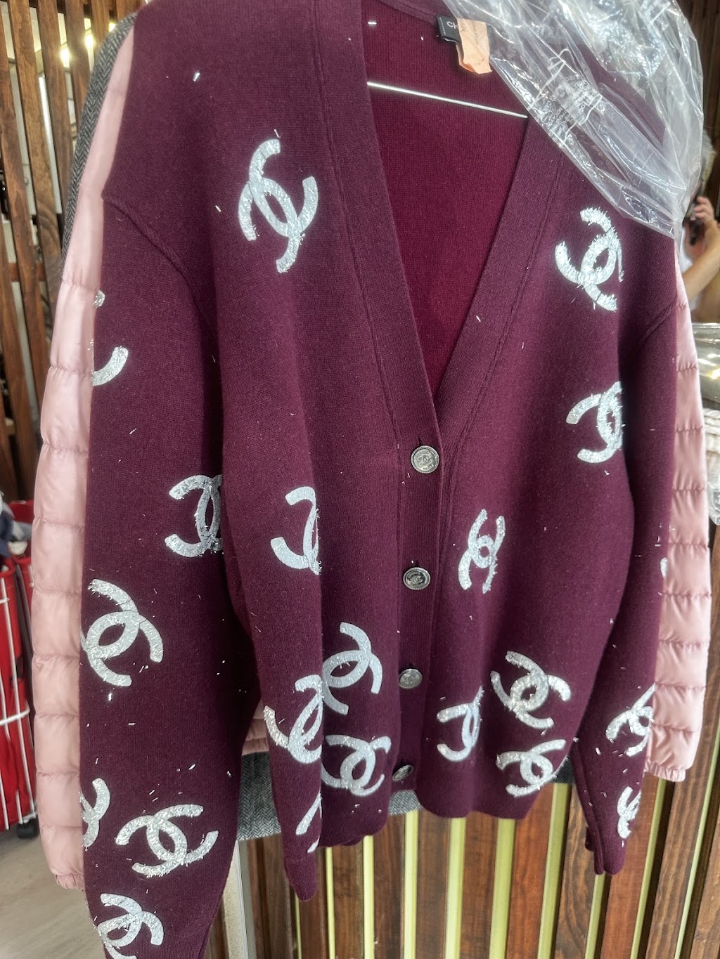 Weeklyn Dry Cleaners | 95 Eastern Rd, Turramurra NSW 2074, Australia | Phone: (02) 9489 3839