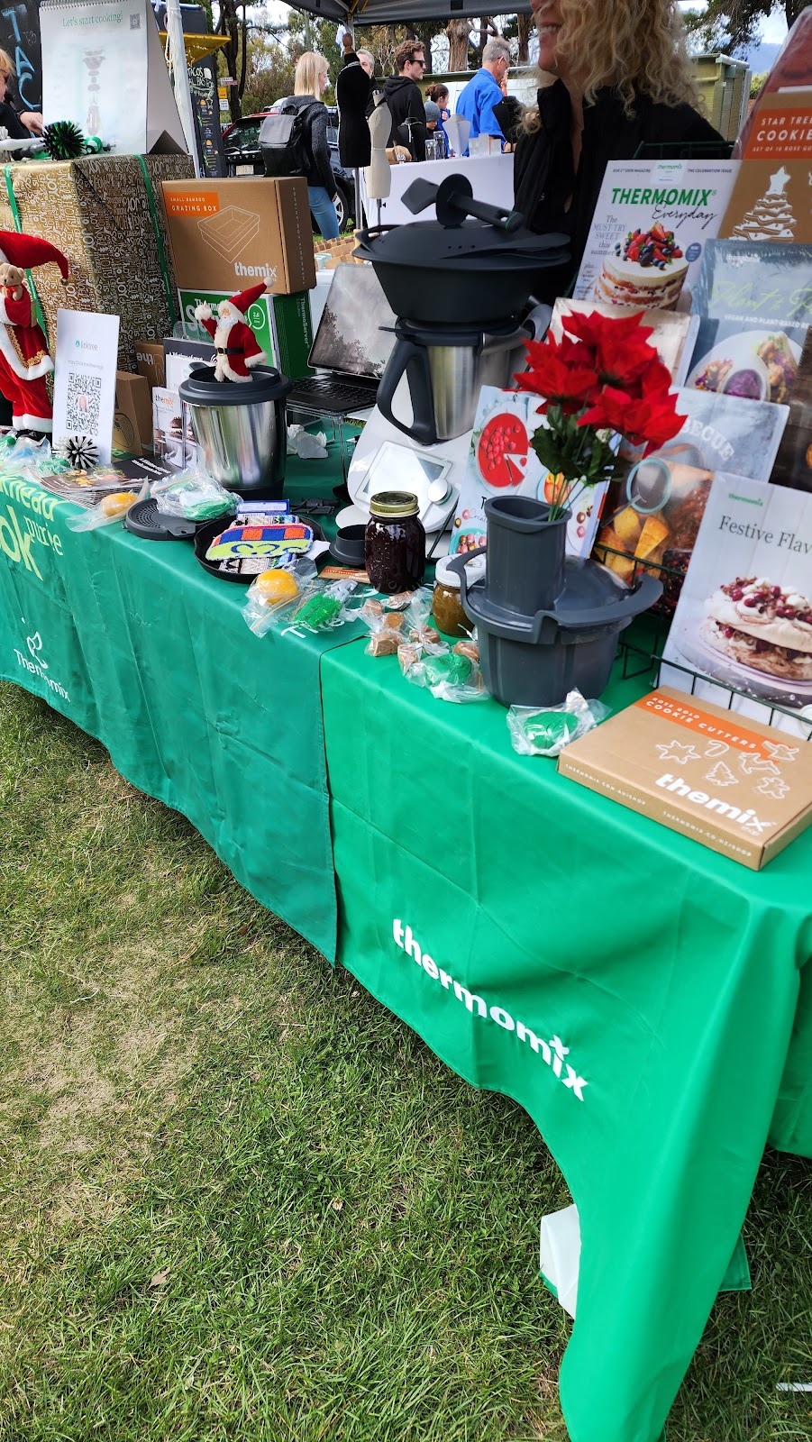 Hobart Twilight Market Long Beach Sandy Bay | 17 Beach Rd, Sandy Bay TAS 7005, Australia | Phone: 0448 997 748