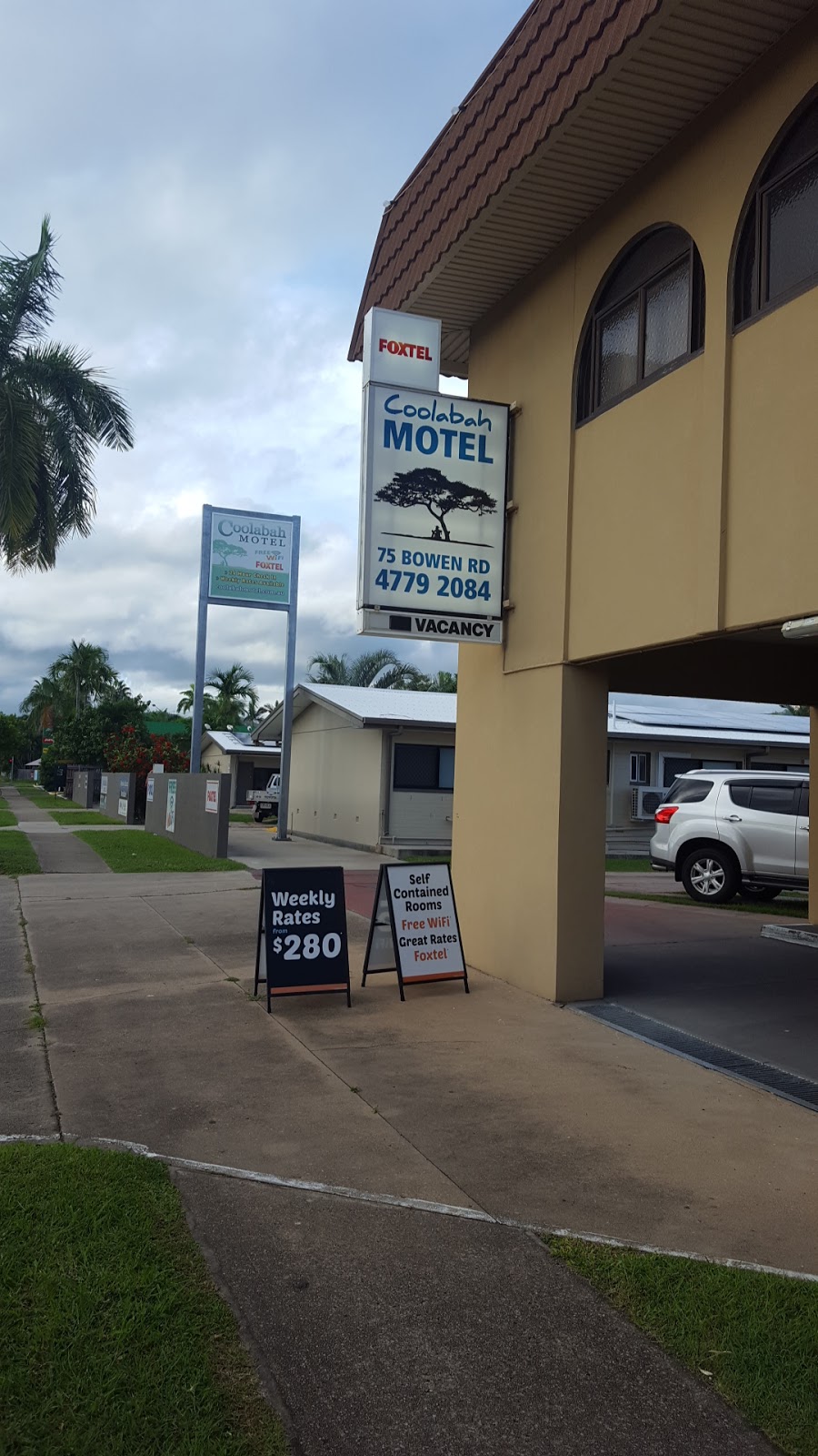 Coolabah Motel | 75 Bowen Rd, Rosslea QLD 4812, Australia | Phone: (07) 4779 2084
