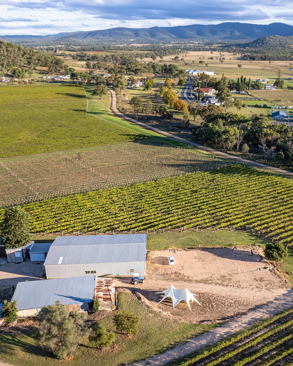 Dear Vincent Wines | 64 St Judes Ln, Ballandean QLD 4382, Australia | Phone: 0422 057 333 Dear Vincent Wines | 64 St Judes Ln, Ballandean QLD 4382, Australia | Phone: 0422 057 333