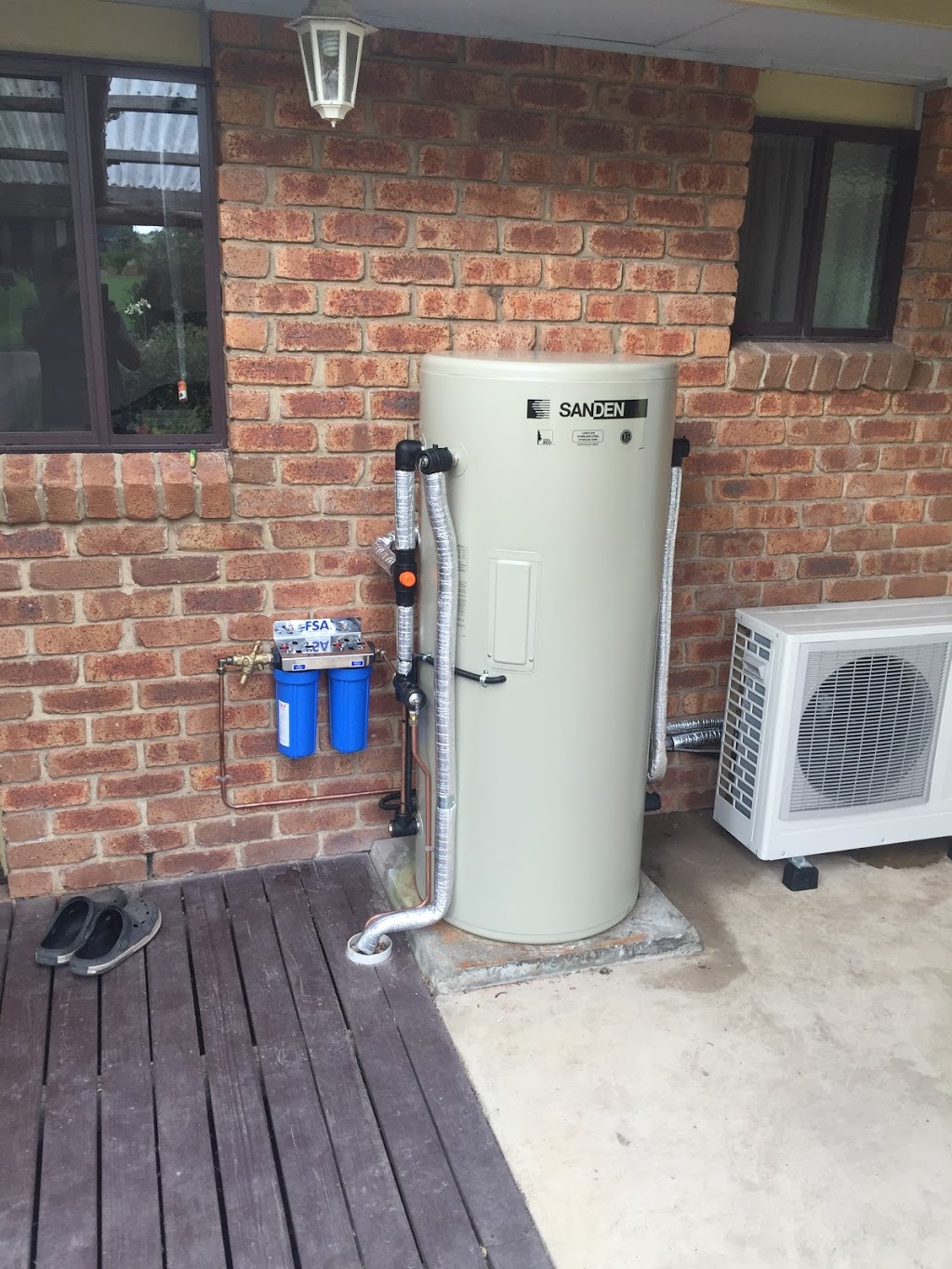 Gippsland Plumbing And Maintenance | 17 Ross St, Bairnsdale VIC 3875, Australia | Phone: 0438 555 269