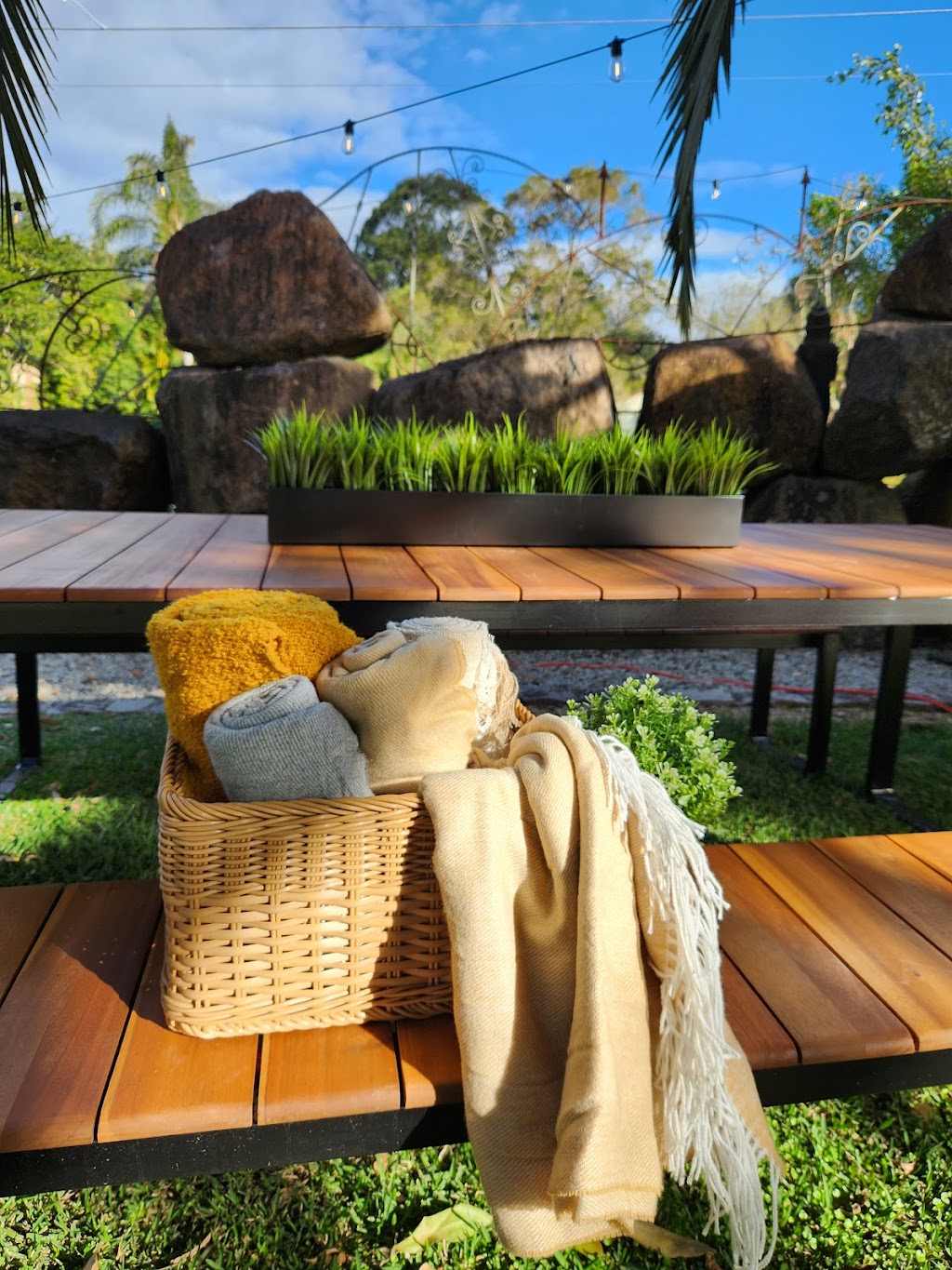 Banksia & Birch - Coffee Bar | 1 Serendipity Dr, Samford Valley QLD 4520, Australia | Phone: 0411 783 347