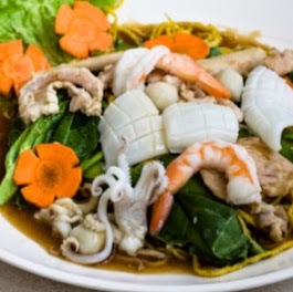 Pinto Thong Thai Restaurant | meal delivery | 327 Clovelly Rd, Clovelly NSW 2031, Australia | 0293157725 OR +61 2 9315 7725