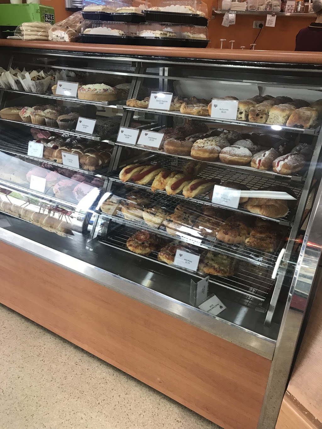 Robbos Bakery | bakery | 12/39 Junction Rd, Chuwar QLD 4306, Australia | 0732024970 OR +61 7 3202 4970