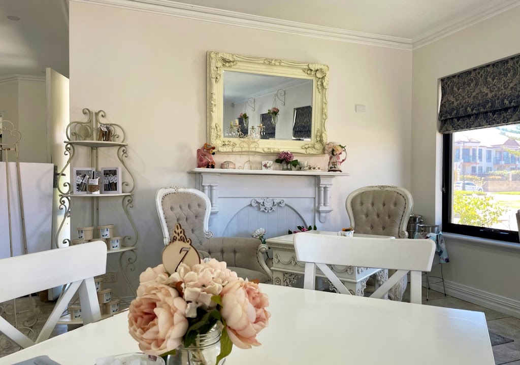 La Belle Patisserie & High Tea House | 2 Village Mews, Wannanup WA 6210, Australia | Phone: 0423 867 834