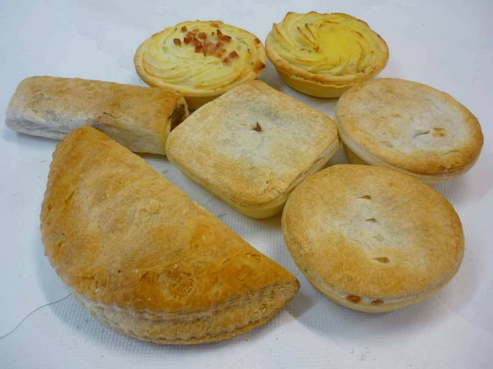 Alcorns Bakery Mackay | bakery | 1/10 Central Dr, Andergrove QLD 4740, Australia | 0749551202 OR +61 7 4955 1202