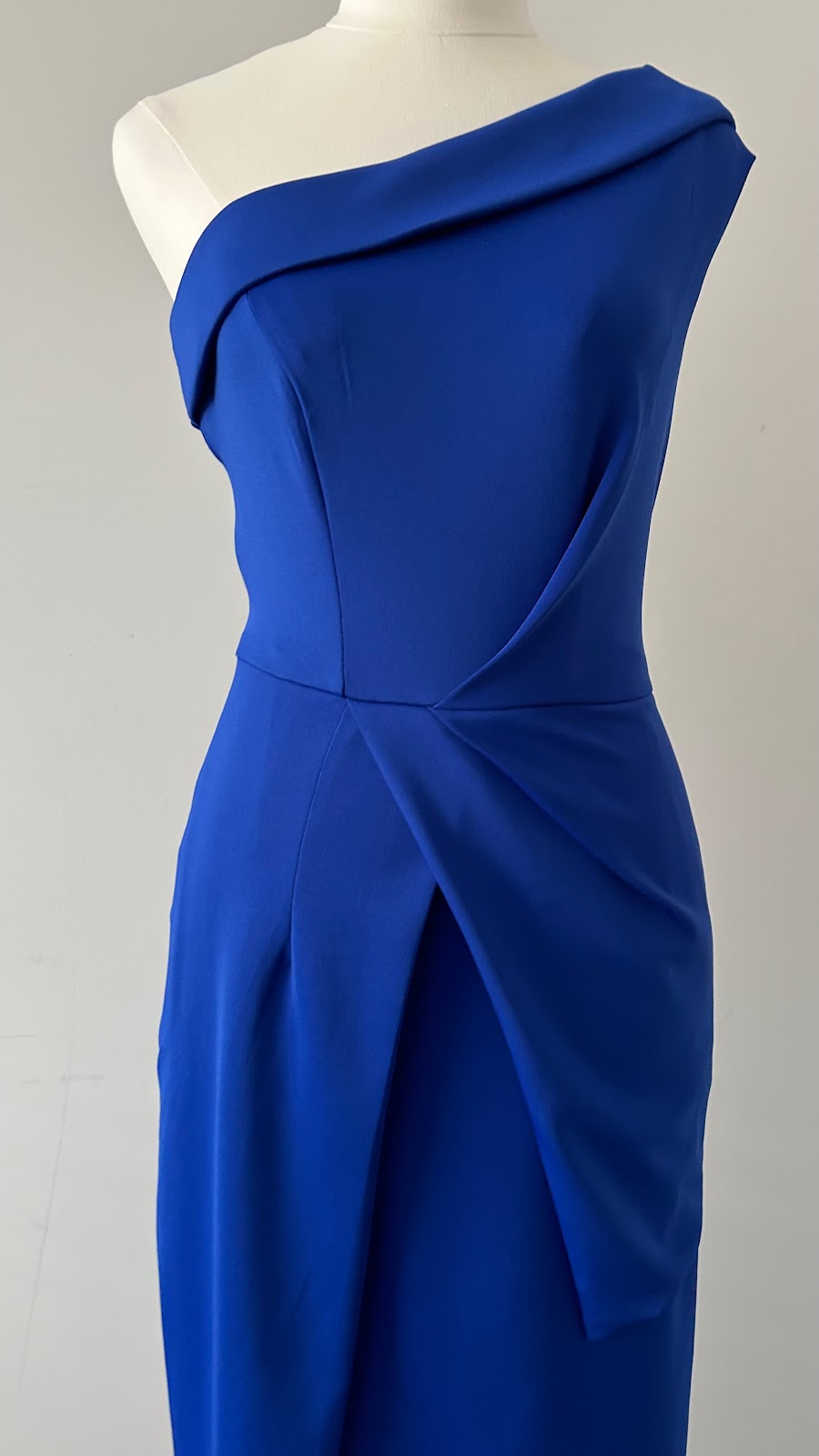 Valley Seamstress | 9 Ranelagh St, Ranelagh TAS 7109, Australia | Phone: 0401 690 786