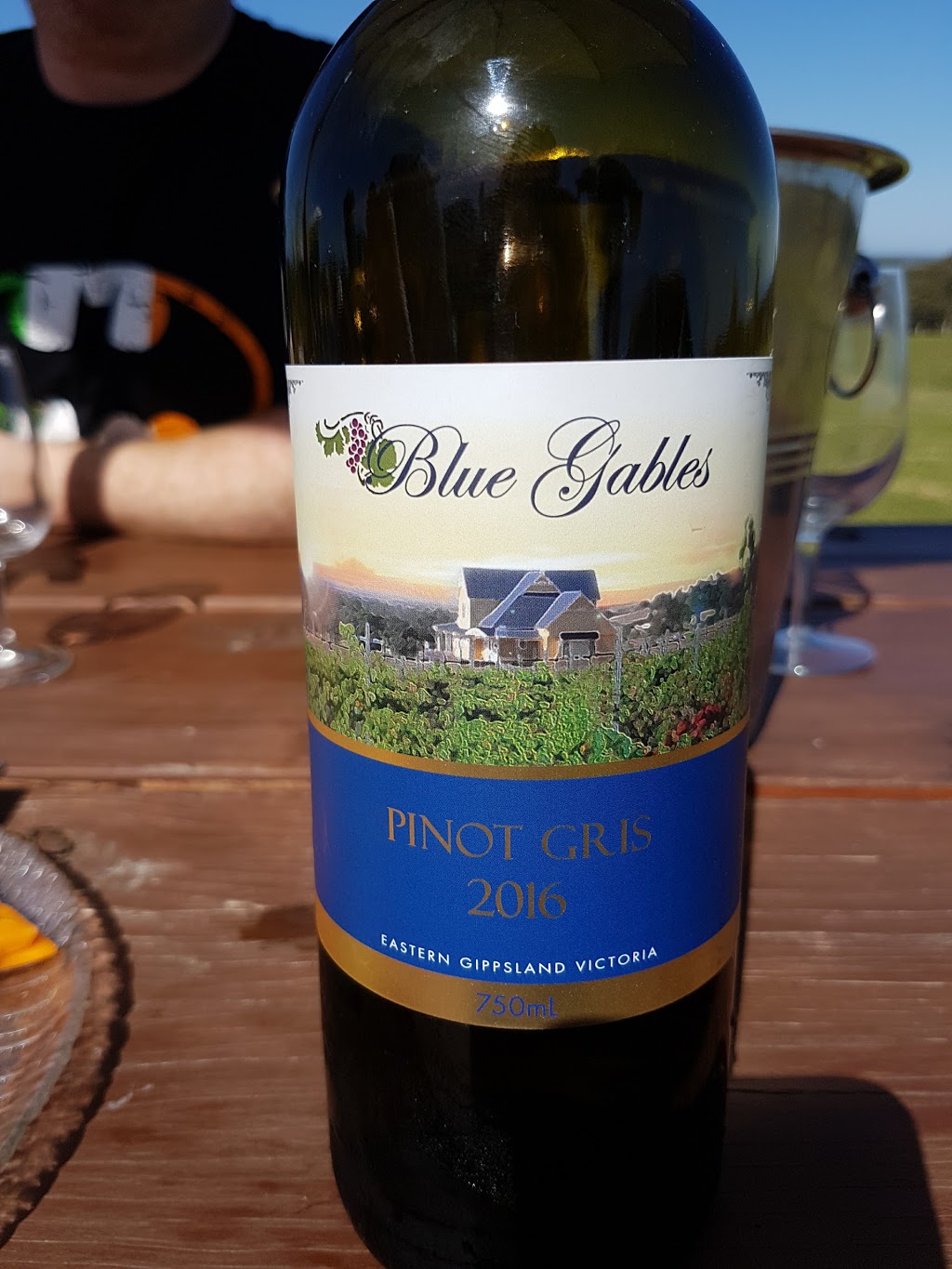 Blue Gables Vineyard |  | 100 Lanigan Rd, Maffra West Upper VIC 3859, Australia | 0351480372 OR +61 3 5148 0372