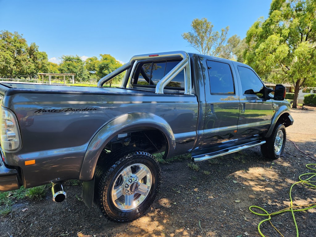 Shine and Revive mobile detailing | 14 Sandra Ct, Adare QLD 4343, Australia | Phone: 0401 798 345