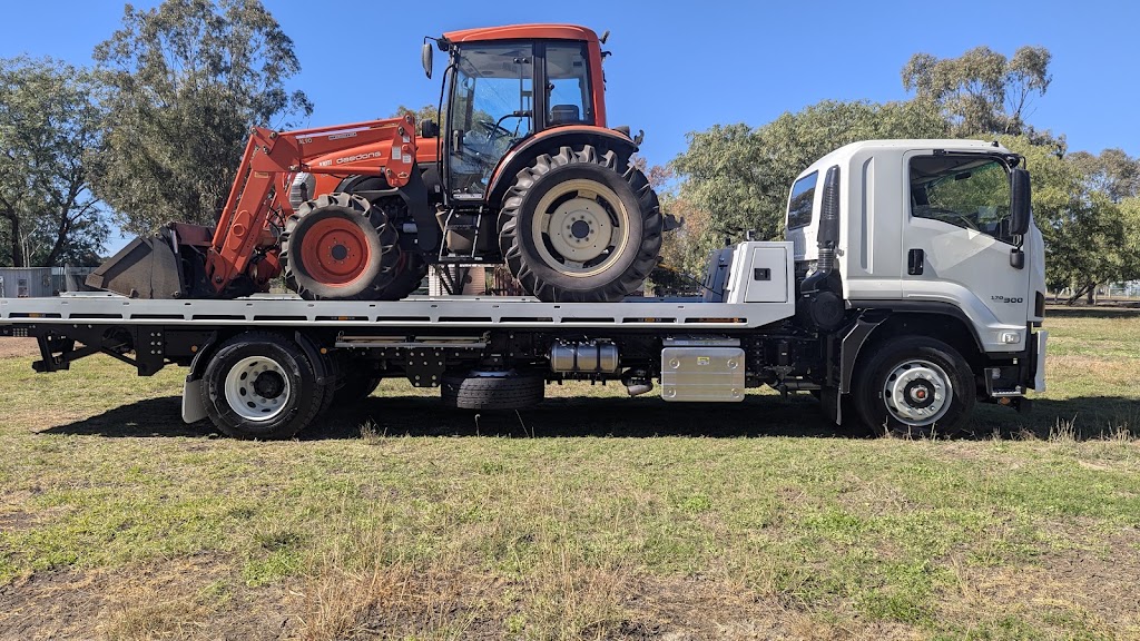 TcR Tilt Tray | 4 Mahon St, Dalby QLD 4405, Australia | Phone: 0438 622 970