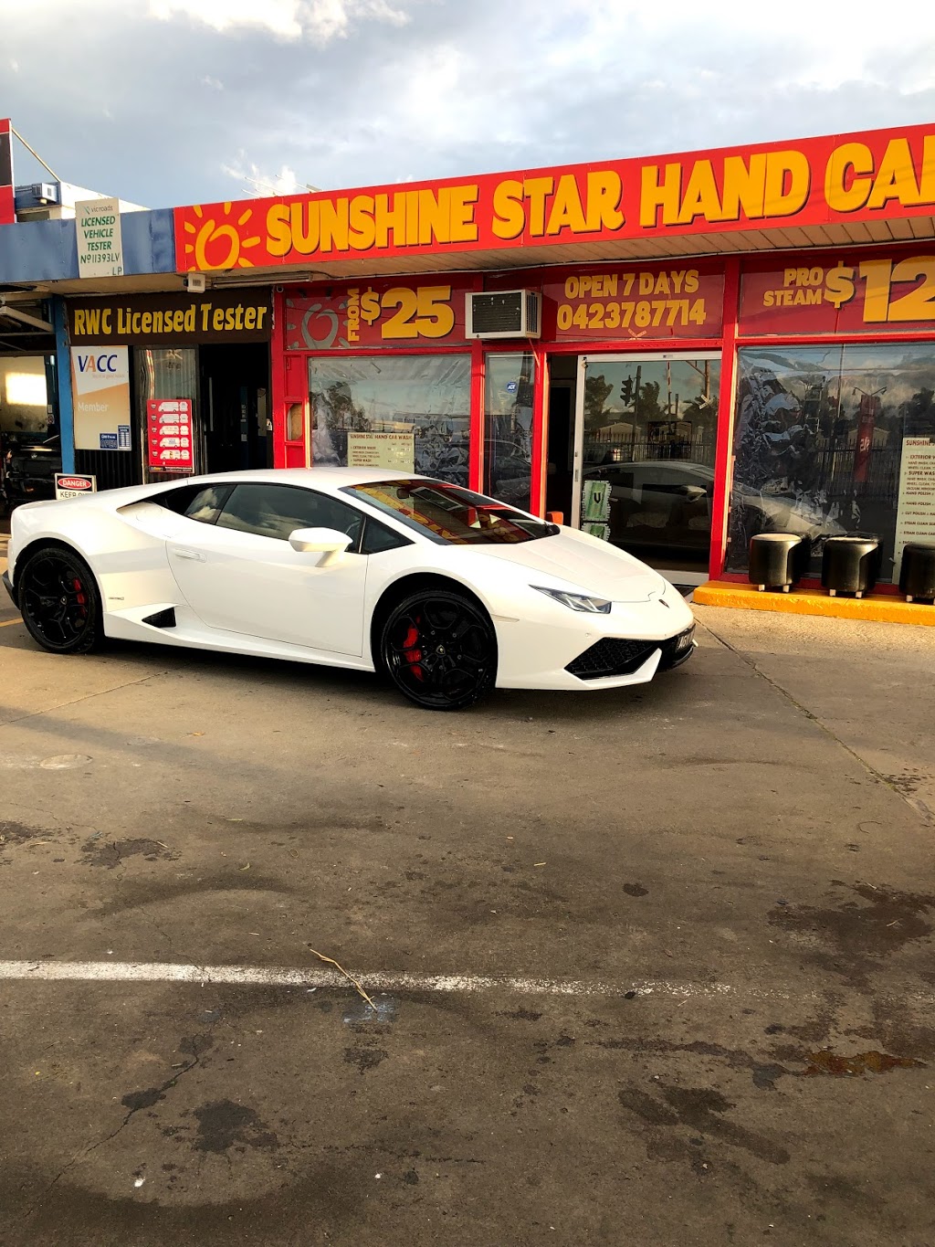 Sunshine Star Hand Car Wash & Detailing | 2a Market Rd, Sunshine VIC 3020, Australia | Phone: 0423 787 714