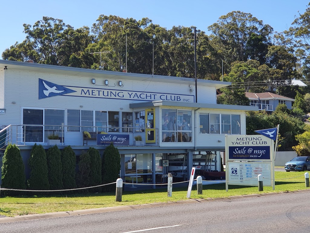 Metung Yacht Club | 113 Metung Rd, Metung VIC 3904, Australia | Phone: (03) 5156 2315