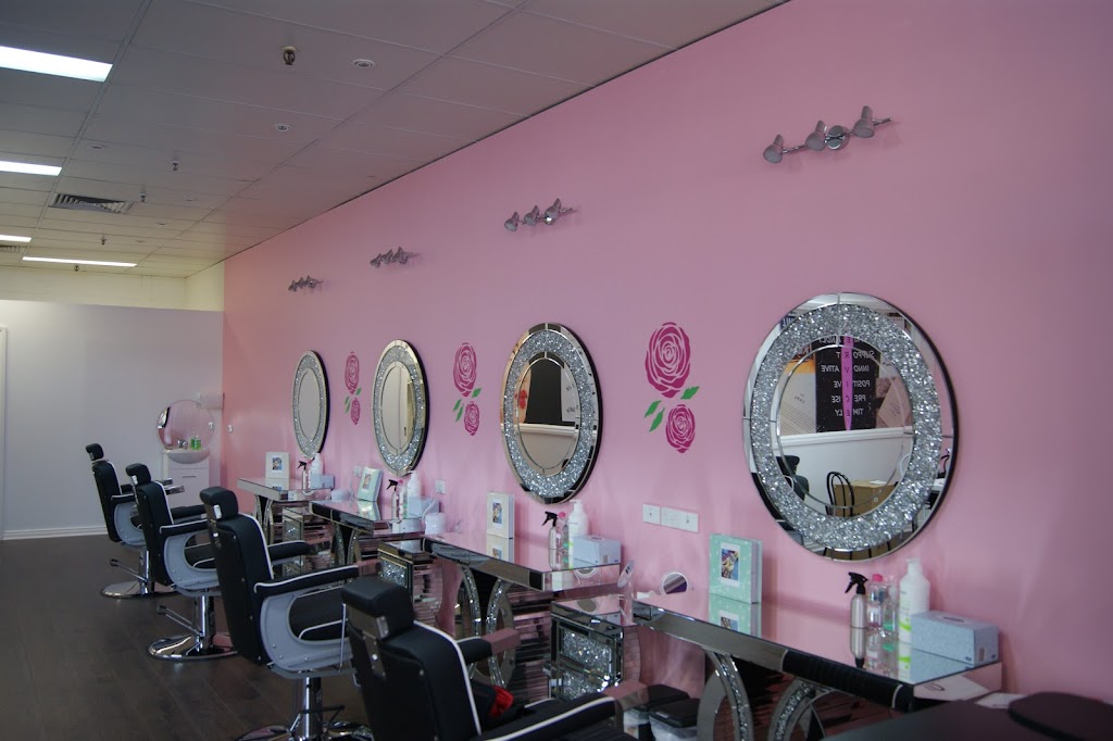 Unique Beauty Hub - Melton | beauty salon | Unit 1/4 Ravida Ave, Melton West VIC 3337, Australia | 0490414504 OR +61 490 414 504
