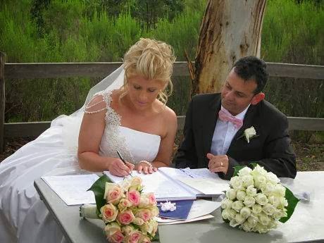 Marriage Celebrant Joan Audino- Creative Celebrant Services | Venezia Promenade, Greenvale VIC 3059, Australia | Phone: 0408 521 304