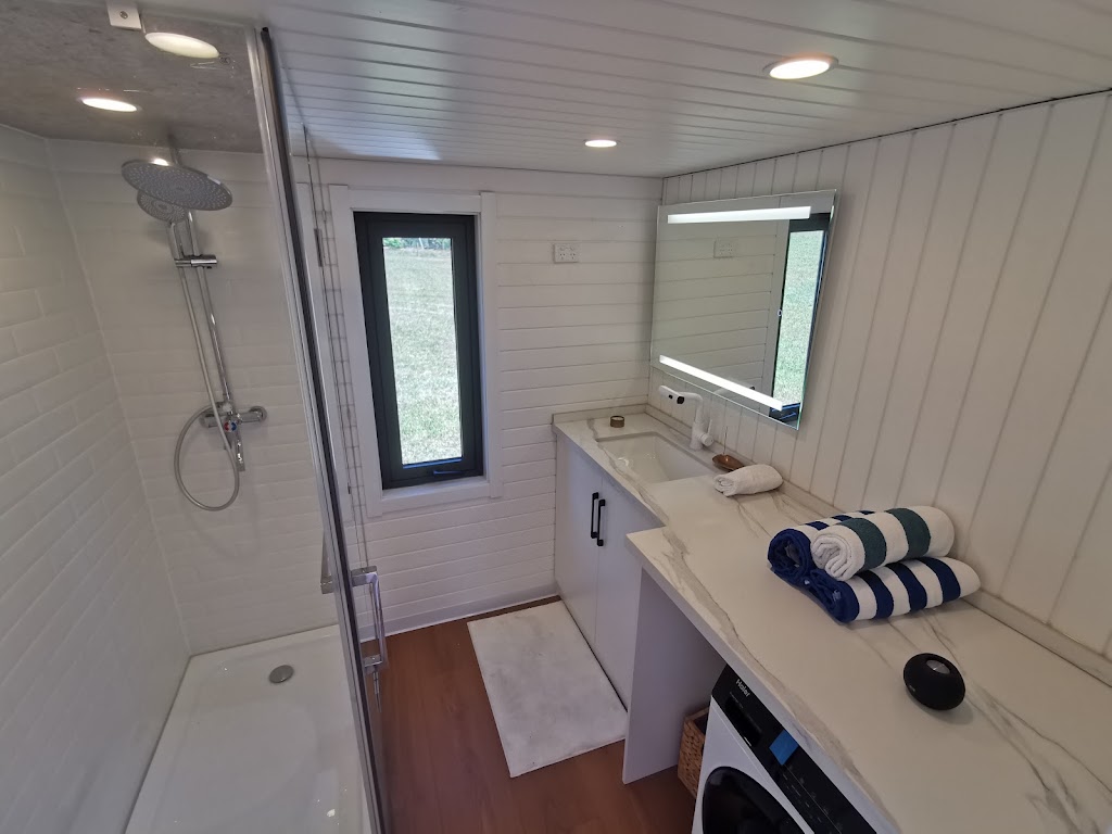 Red Gum Tiny Homes | 1670 Warburton-Woods Point Rd, Mcmahons Creek VIC 3799, Australia | Phone: 0438 787 621