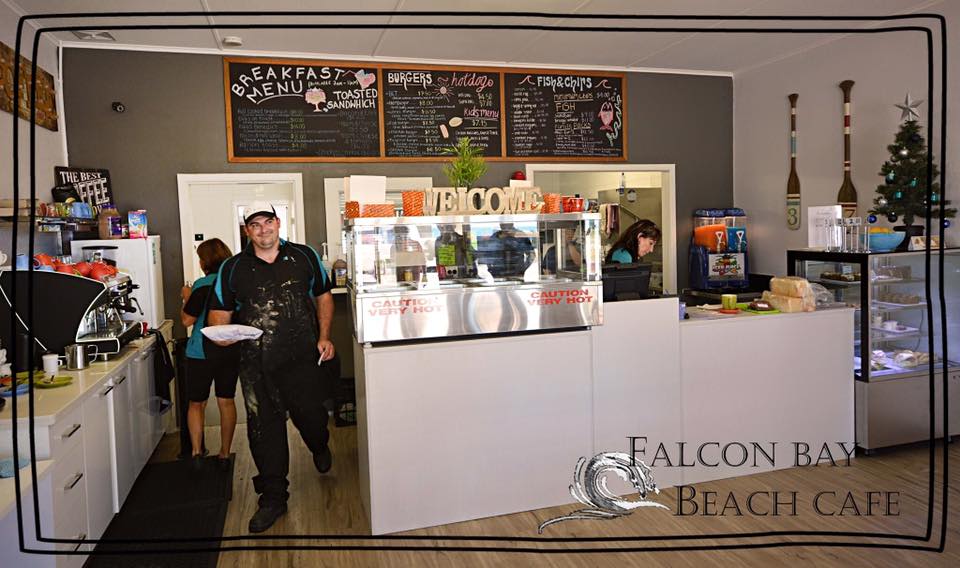 Falcon Bay Beach Cafe | cafe | 11 Spinaway Parade, Falcon WA 6210, Australia | 0895346610 OR +61 8 9534 6610