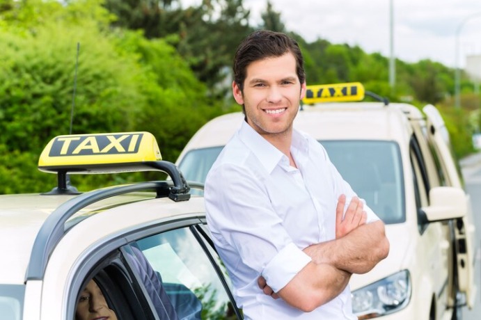 Dandenong taxi 24/7 | Dandenong North VIC 3174, Australia | Phone: 0481 882 545