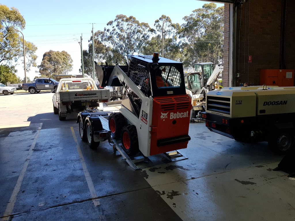 Clark Equipment Smithfield | 21 Percival Rd, Smithfield NSW 2164, Australia | Phone: (02) 9616 6200