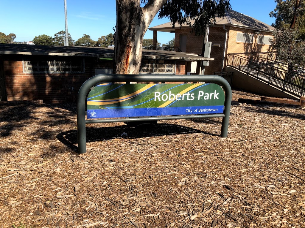 Roberts Park | parking | 105 Waterloo Rd, Greenacre NSW 2190, Australia