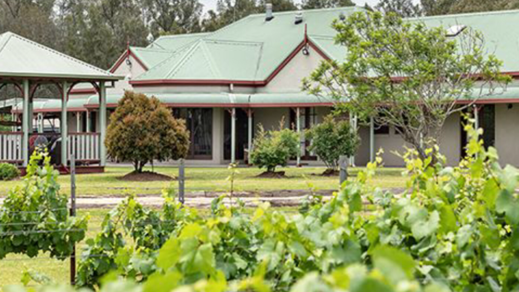 Lovedale House | lodging | 471 Lovedale Rd, Lovedale NSW 2325, Australia | 0475801430 OR +61 475 801 430