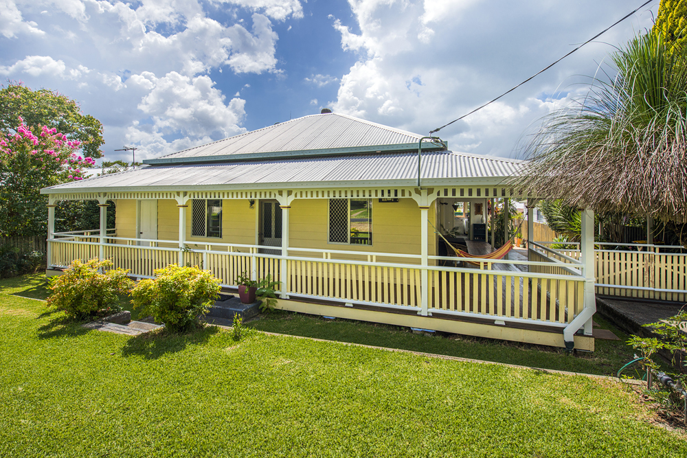 Real Estate of Distinction | 1/4 First Ave, Sawtell NSW 2452, Australia | Phone: (02) 6658 4700