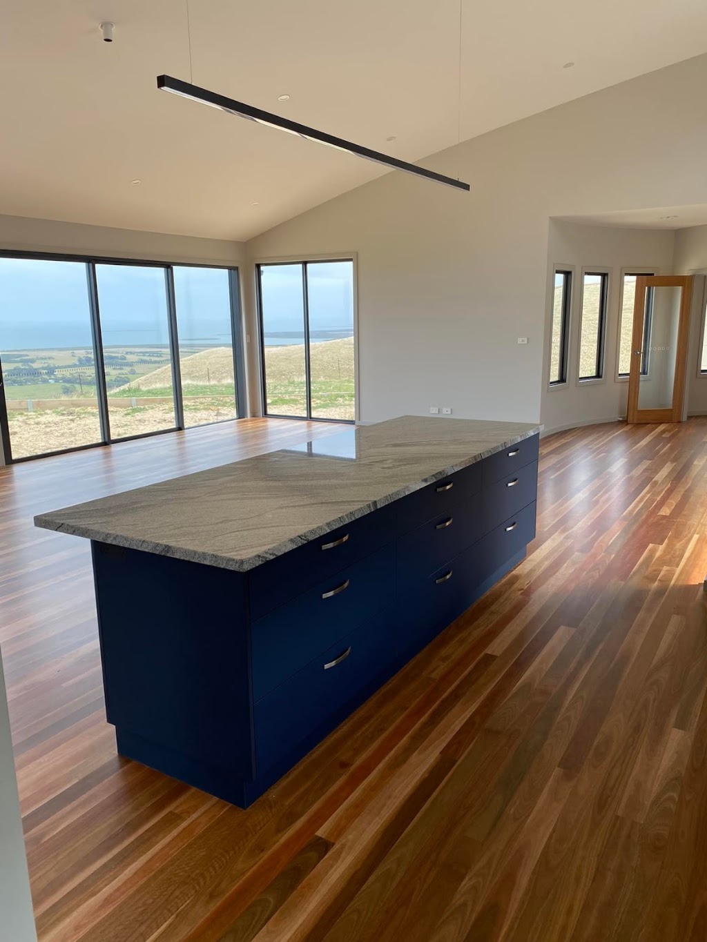 D.J Young Constructions Pty Ltd | 40 Greenmount Rd, Yarram VIC 3971, Australia | Phone: 0400 532 116