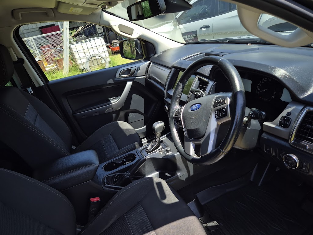 Shine and Revive mobile detailing | 14 Sandra Ct, Adare QLD 4343, Australia | Phone: 0401 798 345