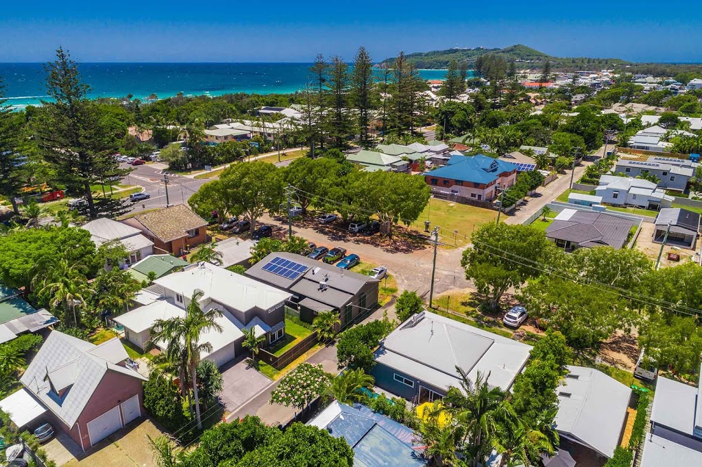 A PERFECT STAY - Aaloka Bay | 7 Milton St, Byron Bay NSW 2481, Australia | Phone: 1300 588 277