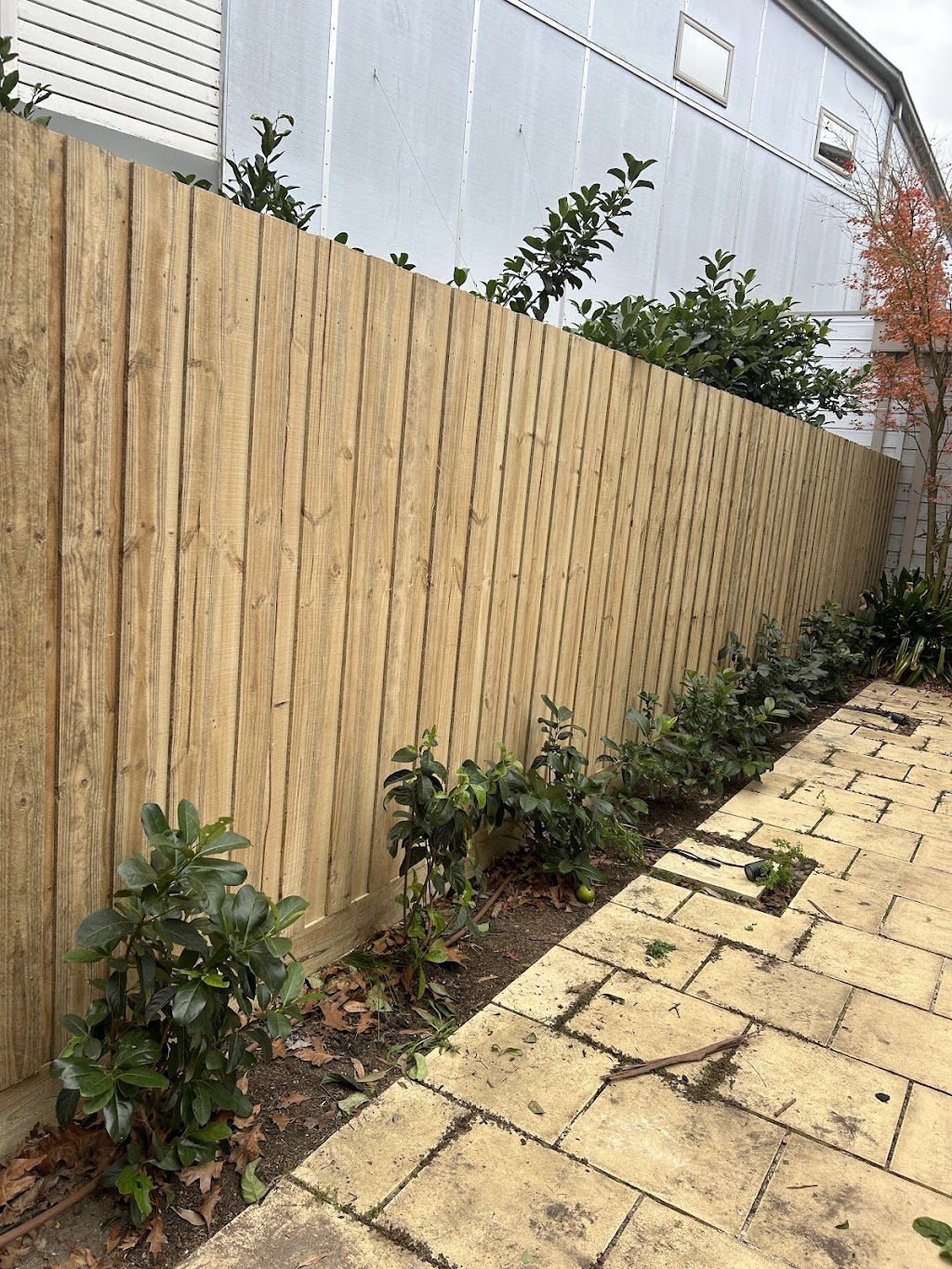 Timberline Fencing & Landscapes | 22 Donday Ct, Pakenham VIC 3810, Australia | Phone: 0422 460 350