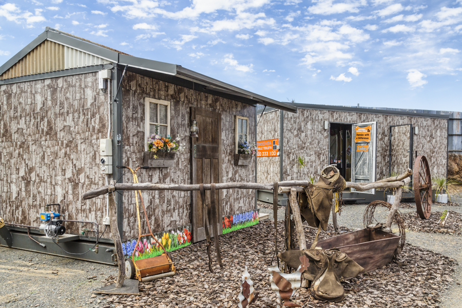 Toowoomba Portable toilets | Shed 6/621 Alderley St, Toowoomba City QLD 4350, Australia | Phone: 0412 737 130