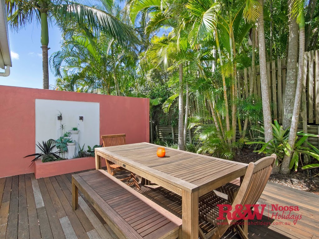 27 Nairana - RW Noosa Holidays | 27 Nairana Rest, Noosa Heads QLD 4567, Australia | Phone: (07) 5448 0966