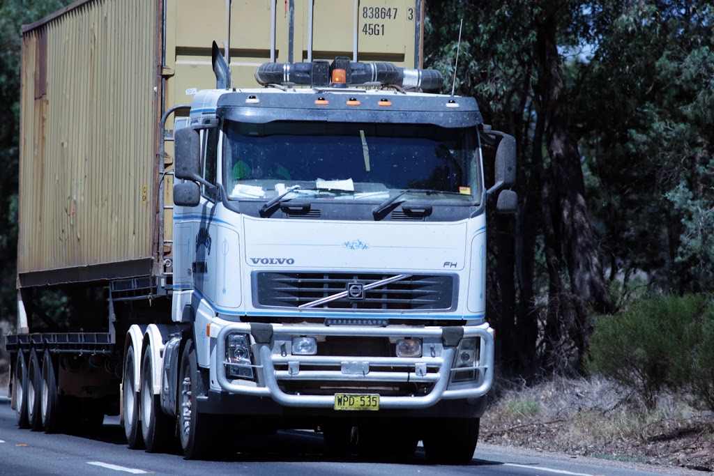 Cannards Transport | moving company | 41 Leaver St, Yenda NSW 2681, Australia | 0428692254 OR +61 428 692 254