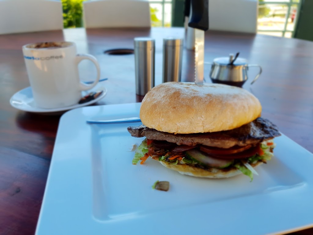 The Outlook Café | cafe | Bishops Drive, Gladstone Central QLD 4680, Australia | 0749721516 OR +61 7 4972 1516