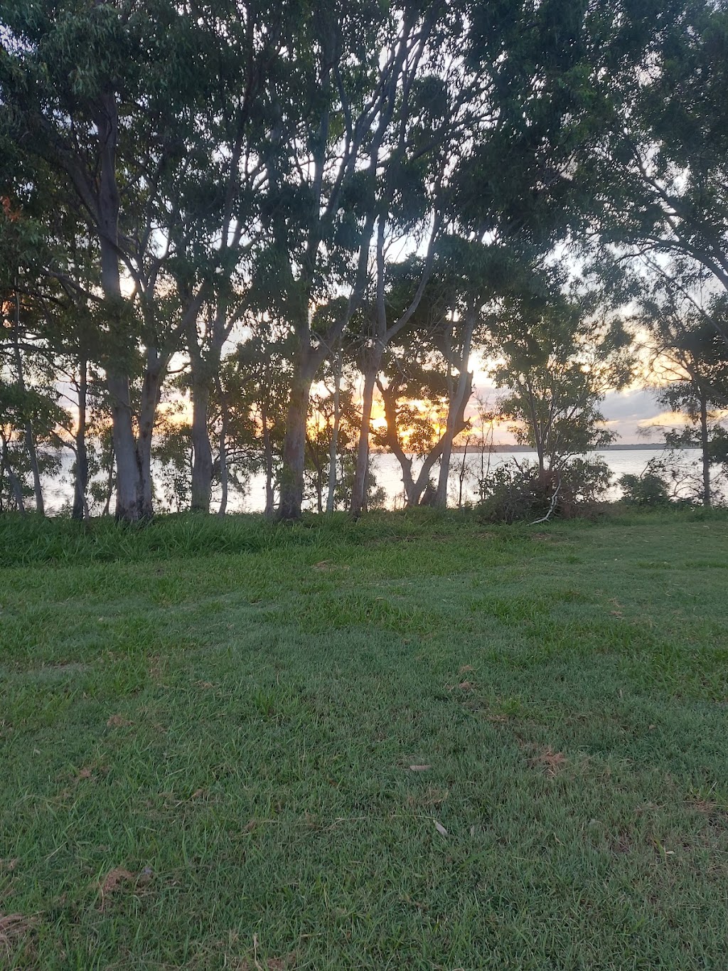 Positive Energy Massage & Sports Therapy | 3 Fraser St, Dunwich QLD 4183, Australia | Phone: 0417 758 127