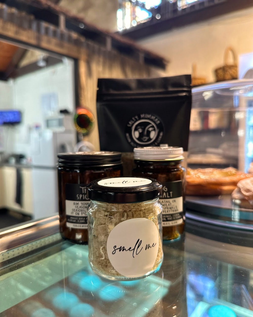 Loggers Hut Gift Shop & Espresso Bar | 1/239 High St, Wauchope NSW 2446, Australia | Phone: (02) 6586 4439