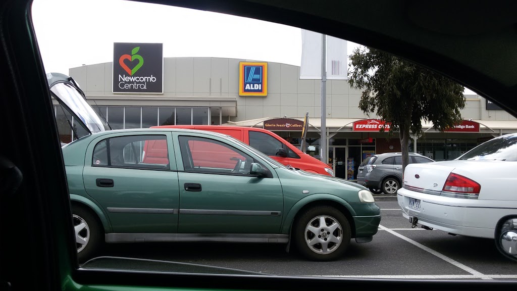 ALDI Newcomb | Newcomb Central Shopping Centre, 71 Bellarine Hwy, Newcomb VIC 3219, Australia