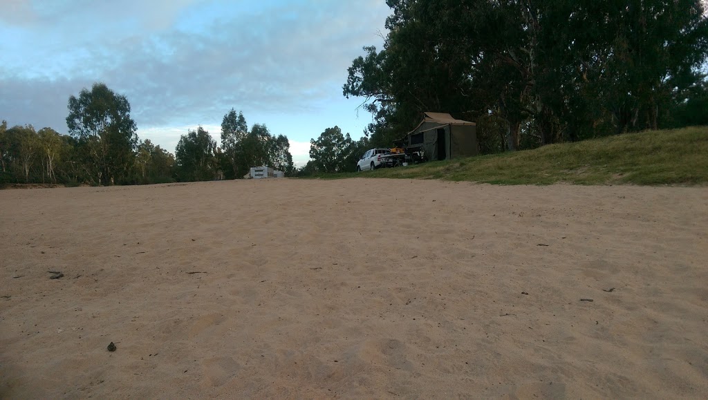 Sonnermans Beach | campground | Murray River, Tocumwal NSW 2714, Australia