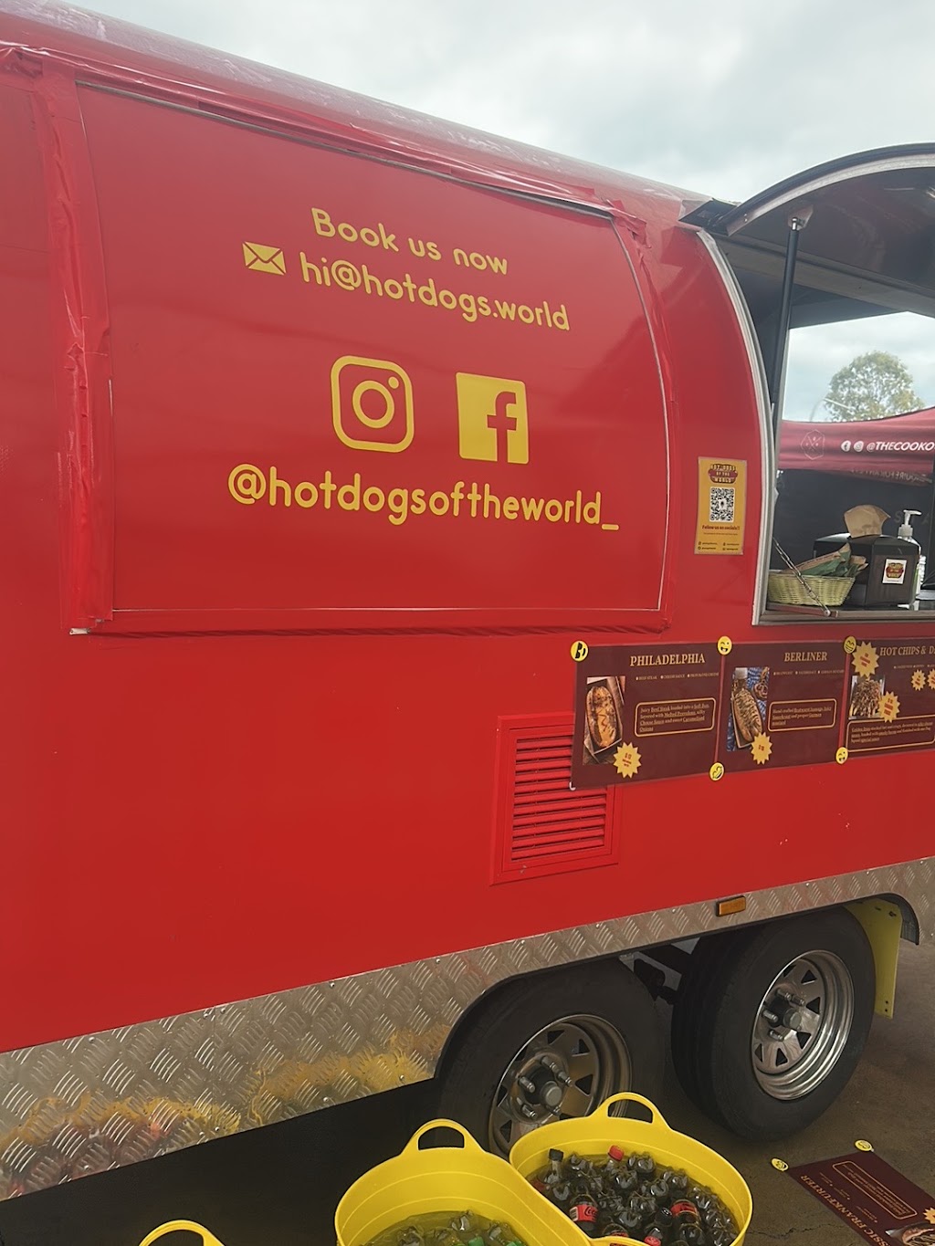 Hot Dogs of the World | 7 Wonga Rd, Yowie Bay NSW 2228, Australia | Phone: 0434 337 043