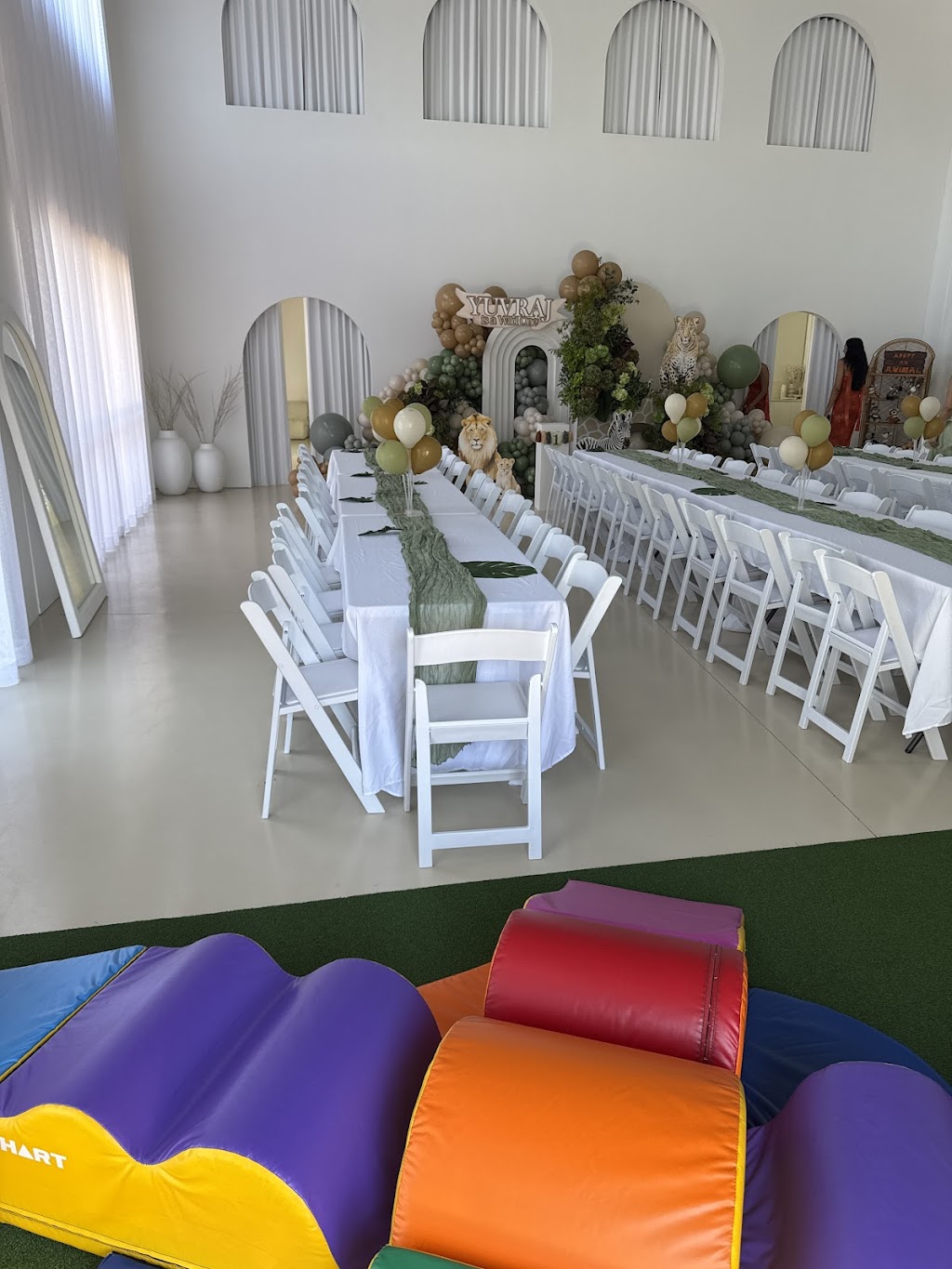 Olympus Studio | Unit 1/42 Jack Williams Dr, Penrith NSW 2750, Australia | Phone: 0450 137 848