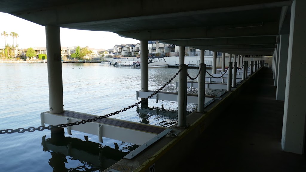 Lake Mulwala Boatel | 230 Melbourne St, Mulwala NSW 2647, Australia | Phone: (03) 5744 9444