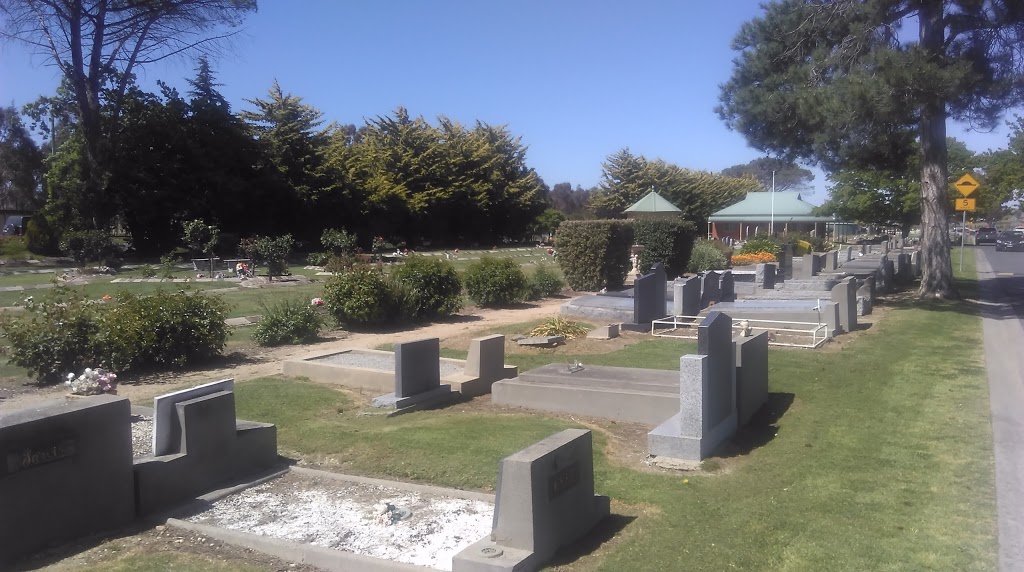Yan Yean Public Cemetery | 2265 Plenty Rd, Yan Yean VIC 3755, Australia