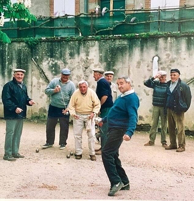 Corrimal Social Bocce Club | 1 Lemrac Ave, Corrimal NSW 2518, Australia | Phone: 0410 896 892